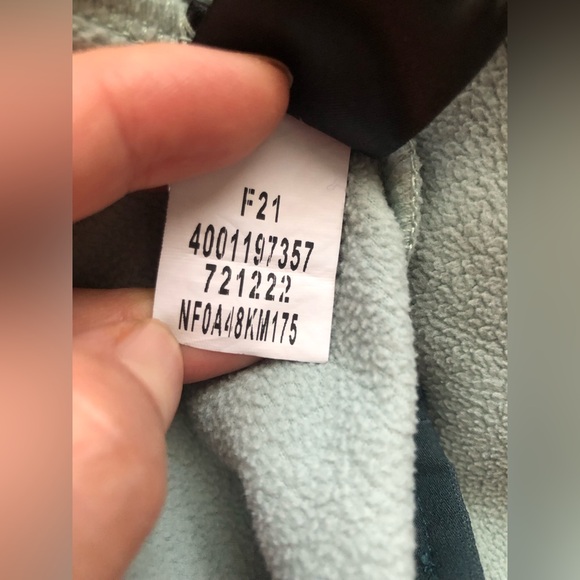 Northface Women’s Blue Green Sweatshirt 1/4 Snap Size XL - Picture 12 of 12